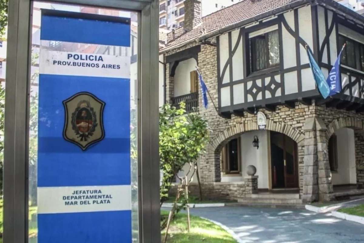 Despu&eacute;s del reclamo ciudadano, Mar del Plata amaneci&oacute; con dos relevos de peso en la conducci&oacute;n de la Polic&iacute;a Bonaerense