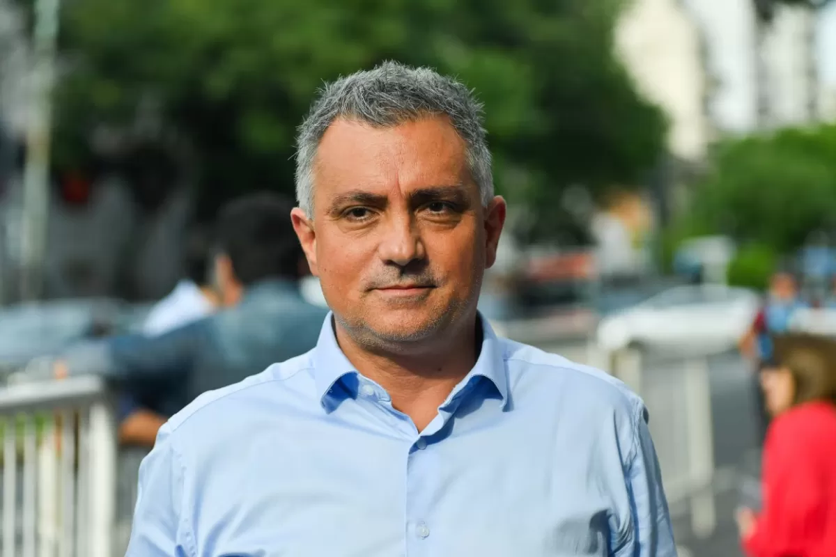Acusan a Sebastián Pareja de bloquear pedidos de acceso a datos del FISU