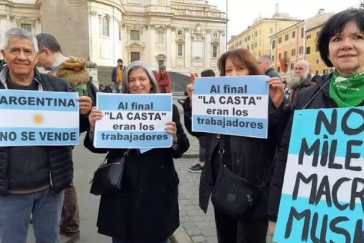 El ajuste de Milei empuja a radicales, peronistas y socialistas a conformar un nuevo espacio opositor