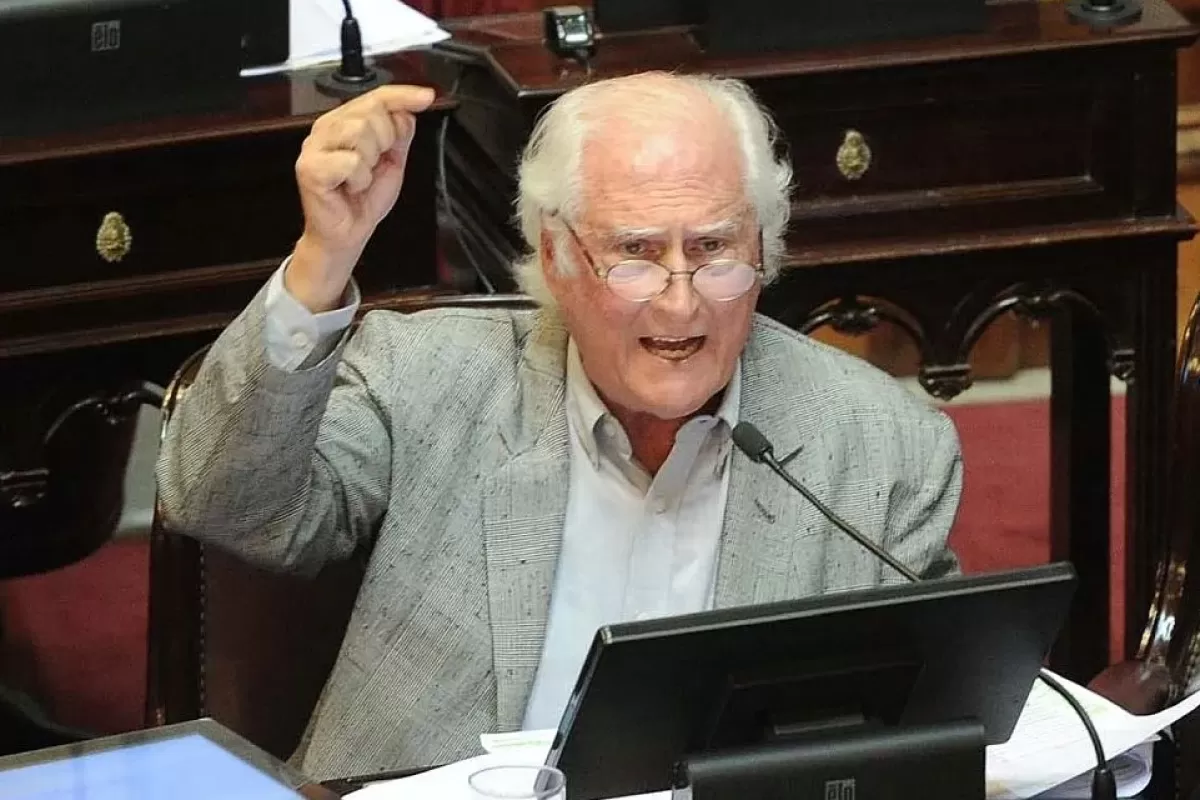 &iquest;Est&aacute; en venta el partido de Pino Solanas? Afiliados del Proyecto Sur bonaerense lo denuncian