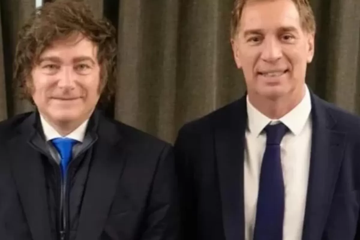 Javier Milei y Diego Santilli enfrentar&aacute;n una denuncia mientras crece el bloqueo de buques por el paro de pr&aacute;cticos