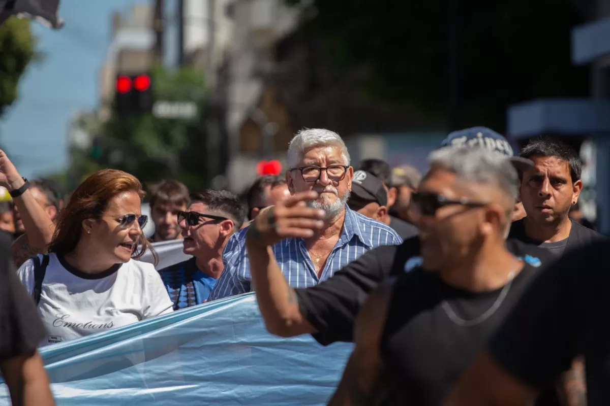 ATE Ensenada pidi&oacute; reabrir la discusi&oacute;n y el Astillero R&iacute;o Santiago sum&oacute; una negociaci&oacute;n previa por aumentos