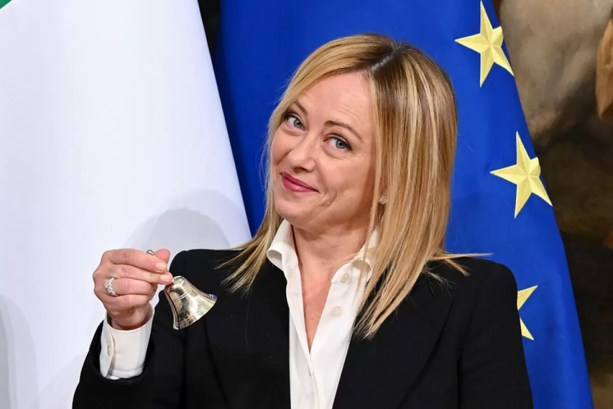 VIDEO | La nacionalista Giorgia Meloni impulsa 650 millones de euros para fortalecer la seguridad laboral en Italia