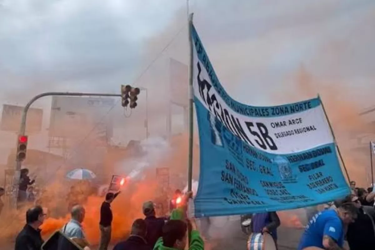 Los trabajadores de Rowing le dan la espalda a Juan Olmedo y protestan por salarios desiguales en Quilmes