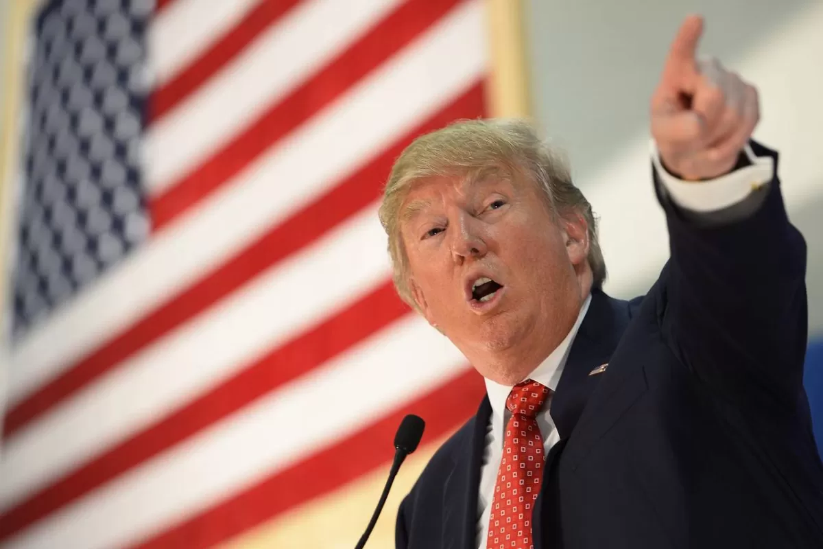 VIDEO | El nacionalista Donald Trump, acelera la ofensiva contra Ir&aacute;n y anticipa ataques &ldquo;m&aacute;s fuertes&rdquo; en las pr&oacute;ximas semanas