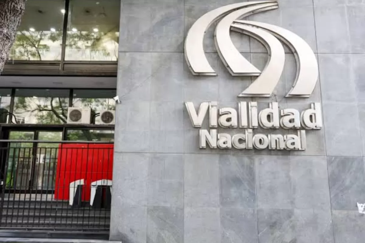 Vaca Muerta mueve ganancias, pero crecen las dudas sobre qui&eacute;n paga el desgaste de las rutas por el transporte pesado