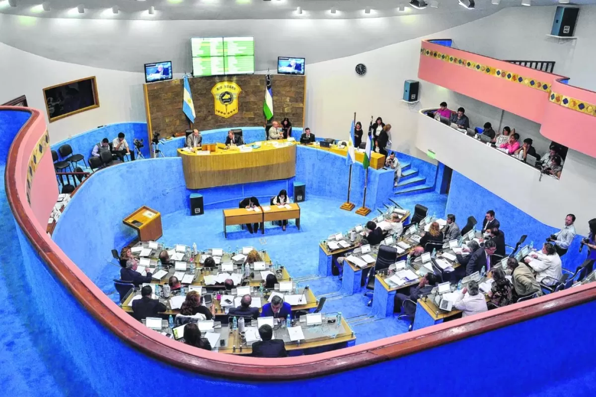 El proyecto financiero que Weretilneck elevó a Río Negro reactiva temores sobre la dependencia de la deuda