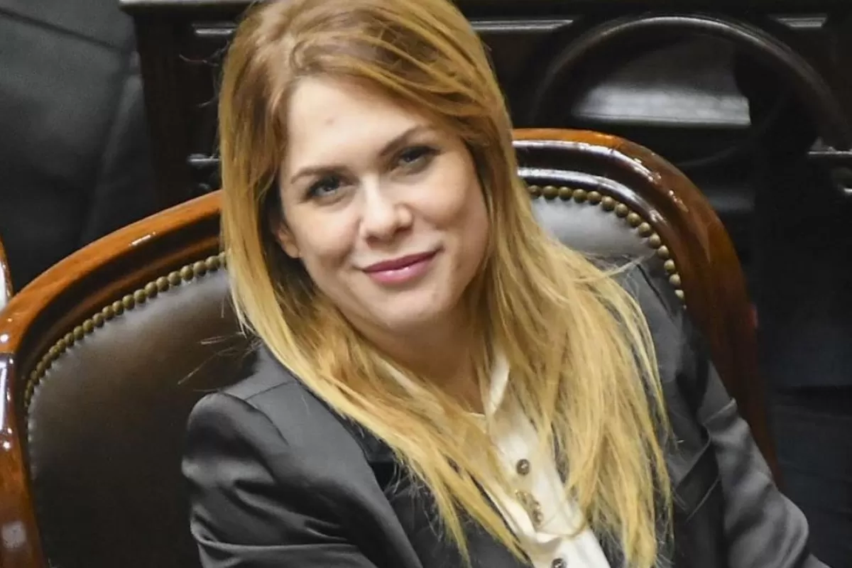 Lilia Lemoine afronta una causa por atacar a la madre de Ian Moche y poner en duda su exposici&oacute;n p&uacute;blica