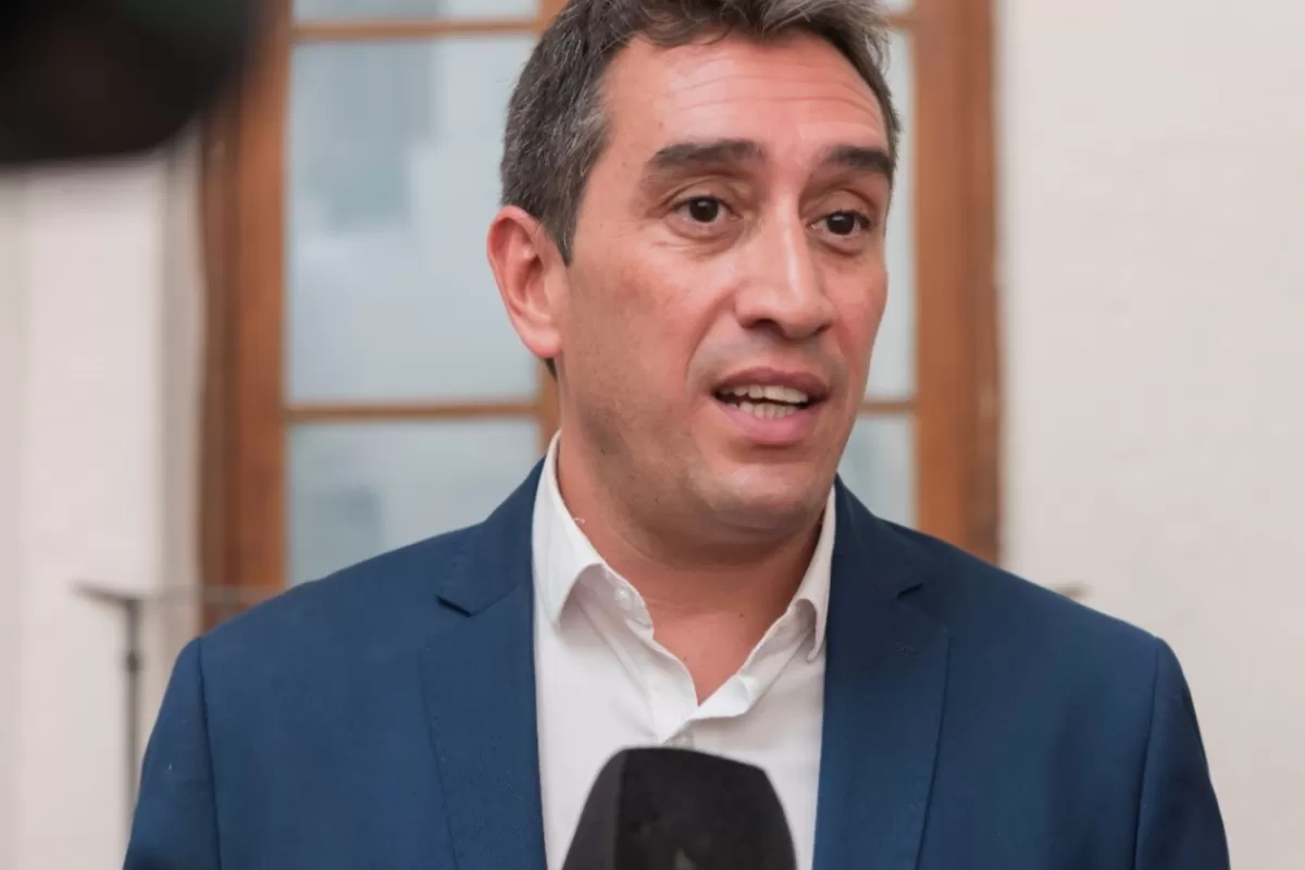 Marcos Castro suma otro frente en R&iacute;o Negro con un decreto que beneficia al entorno de Nicol&aacute;s Bambaci