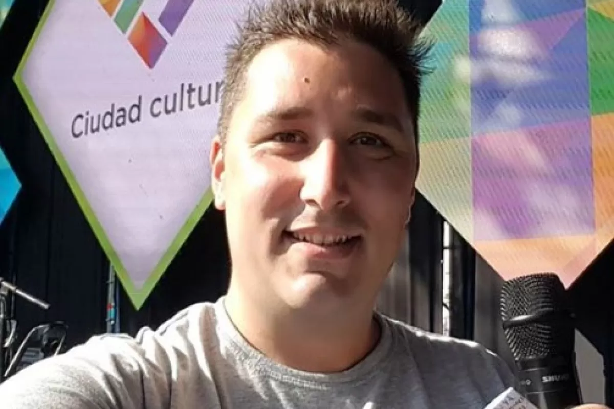M&oacute;nica Belcastro sali&oacute; a respaldar a su hijo y asegur&oacute; que buscan &ldquo;ver destruido&rdquo; a Agust&iacute;n Raimondo