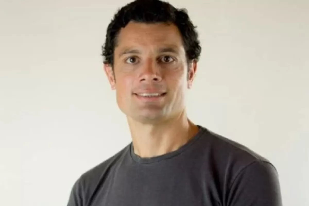 Una presentaci&oacute;n apunta contra General Rodr&iacute;guez por kits escolares con s&iacute;mbolos pol&iacute;ticos