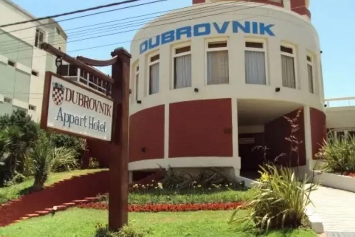 Cinco acusados enfrentan la investigaci&oacute;n mientras Villa Gesell espera respuestas por el derrumbe fatal