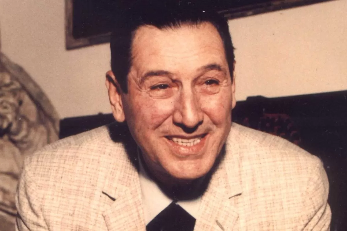 El Plan Trienal para la Reconstrucci&oacute;n y la Liberaci&oacute;n Nacional propon&iacute;a inflaci&oacute;n cero y crecimiento con fuerte intervenci&oacute;n estatal