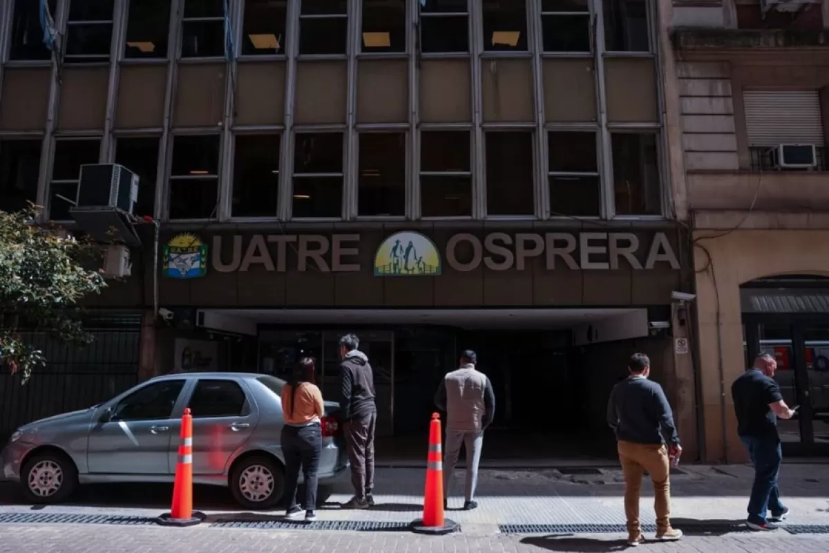 Abogados revelan que OSPRERA aplica una &ldquo;limpieza&rdquo; con patovicas mientras se derrumba la cobertura m&eacute;dica