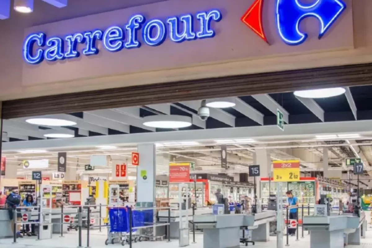 Crece la controversia alrededor de Carrefour por una deuda que habr&iacute;a escalado sin explicaci&oacute;n documentada