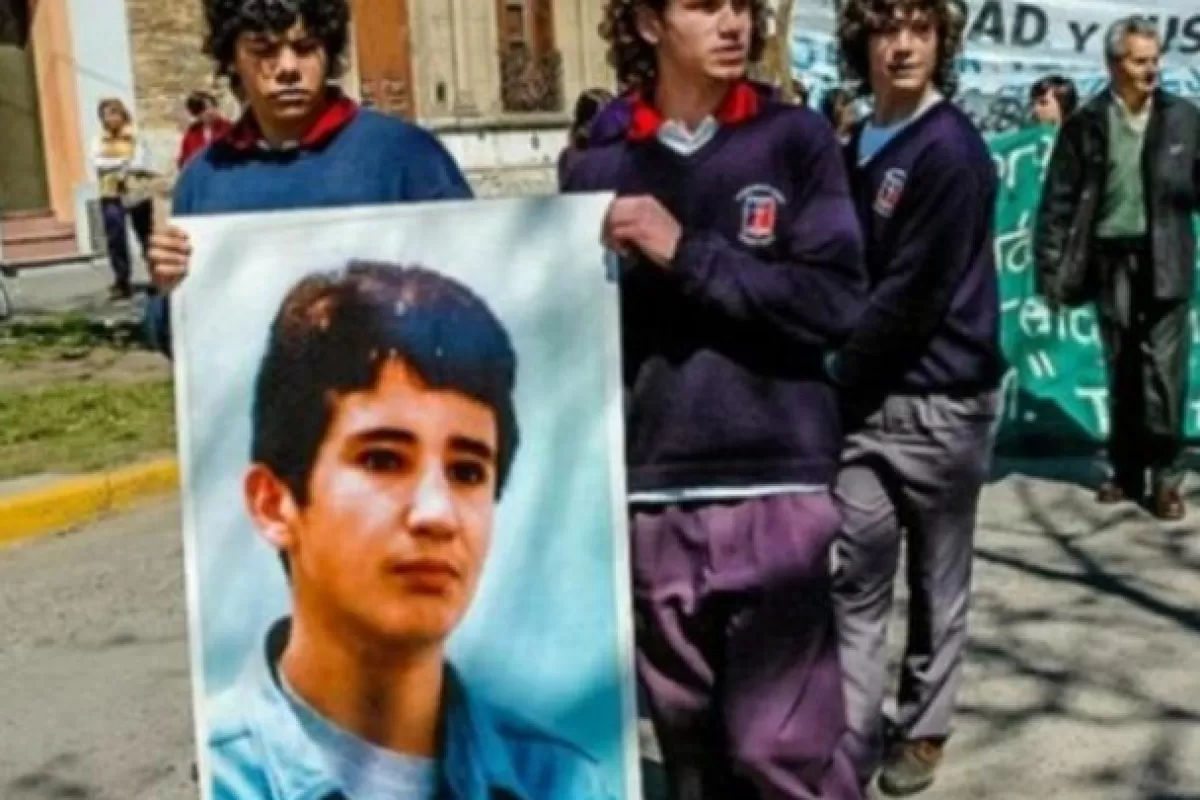 Los padres de Emilio Blanco apuntaron contra Ferm&iacute;n Basualdo por una ofensiva digital mientras cumple condena