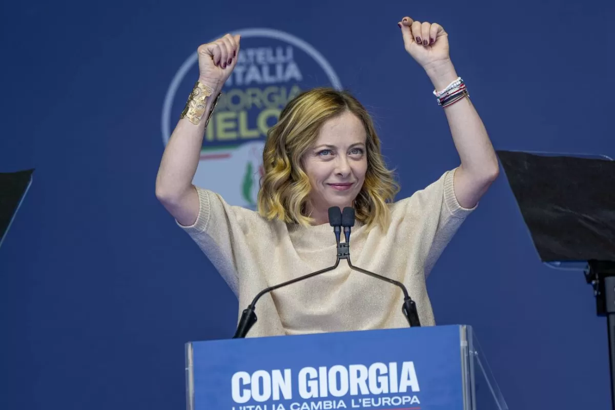 Amenazan a la hija de la nacionalista Giorgia Meloni y desatan una ola de solidaridad en Italia