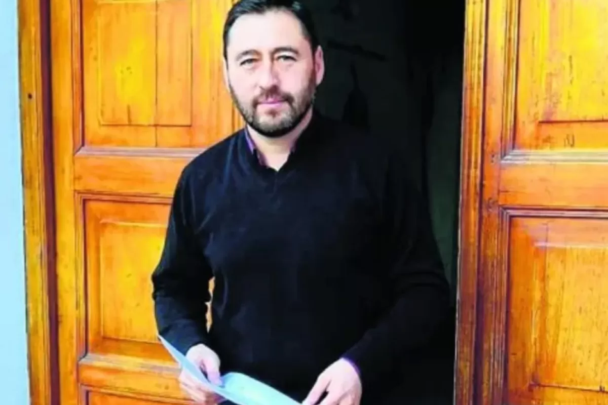 La crisis golpe&oacute; a R&iacute;o Negro con la suspensi&oacute;n de Marcelo Rom&aacute;n y el radicalismo recuper&oacute; la conducci&oacute;n de Allen