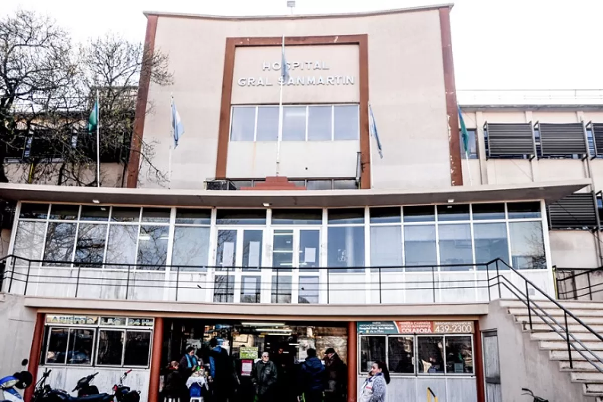 Alarmante situación en hospital de La Plata pese a las obras recientes