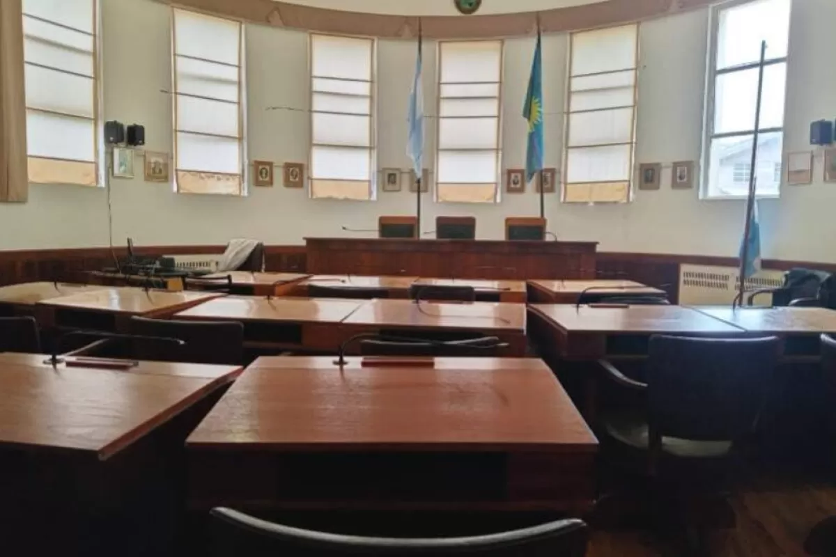 La llegada de un nuevo edil reabre en Mar Chiquita las sospechas sobre la cercan&iacute;a entre UAM y el poder