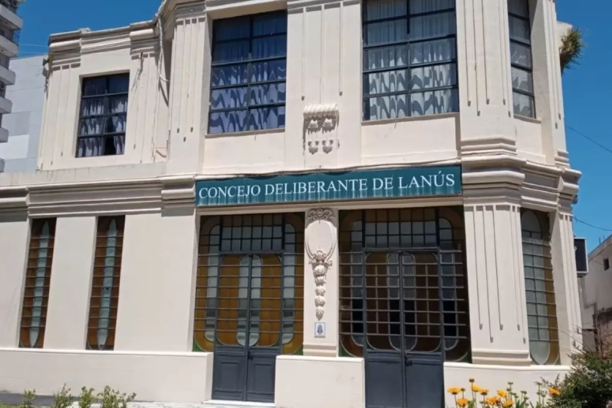 Parque Central Las Colonias en Lan&uacute;s fue aprobado sin referencias sustantivas a la ley nacional