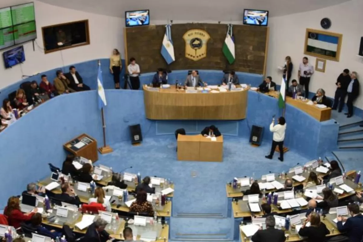 La decisión de ampliar deuda coloca a Río Negro en una situación económica más frágil