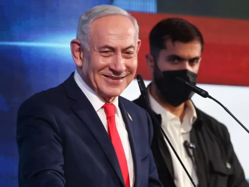 Netanyahu perdi&oacute; el respaldo pol&iacute;tico y ahora busca aferrarse al poder en Israel
