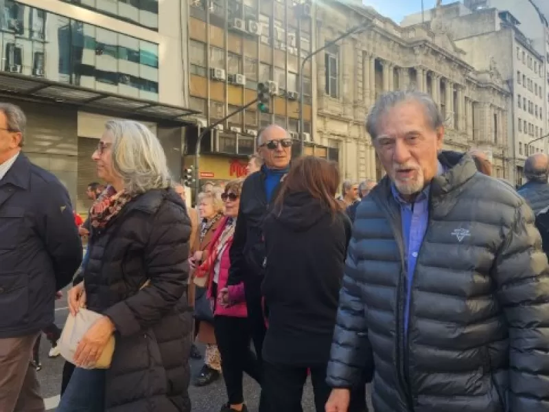 Federico Storani apunt&oacute; contra Milei y afirm&oacute; que la marcha mostr&oacute; &ldquo;un profundo hartazgo&rdquo; con el rumbo nacional