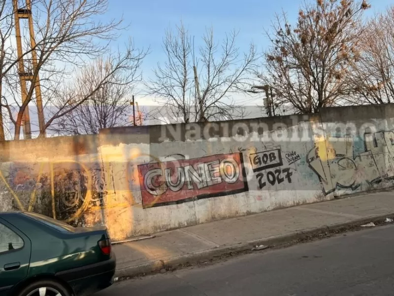 Santiago Cúneo ya aparece en muros bonaerenses con mensajes que proyectan una candidatura provincial para 2027