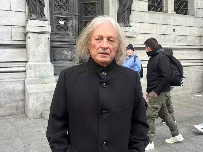 La nacionalista Victoria Villarruel recibi&oacute; al "Pollo" Sobrero en el Senado para escuchar denuncias sobre la crisis ferroviaria