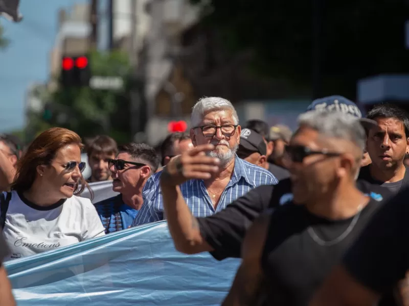 ATE Ensenada pidi&oacute; reabrir la discusi&oacute;n y el Astillero R&iacute;o Santiago sum&oacute; una negociaci&oacute;n previa por aumentos