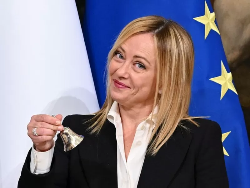 VIDEO | La nacionalista Giorgia Meloni impulsa 650 millones de euros para fortalecer la seguridad laboral en Italia