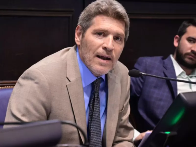 Seg&uacute;n Castello, el esquema fiscal del Presupuesto 2026 en Mar del Plata sumar&iacute;a tasa vial y cargo de alumbrado