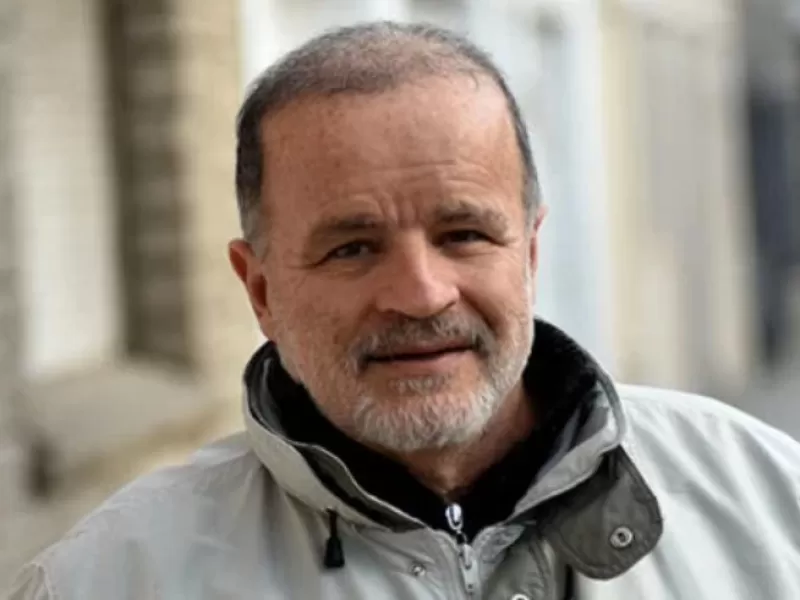 Presentaci&oacute;n de Julio Razona ante la Suprema Corte bonaerense contra la ley de vacunaci&oacute;n obligatoria