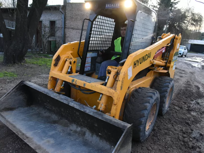 La Plata: Alak puso en marcha un plan de obras para mejorar la infraestructura urbana en El Rincón