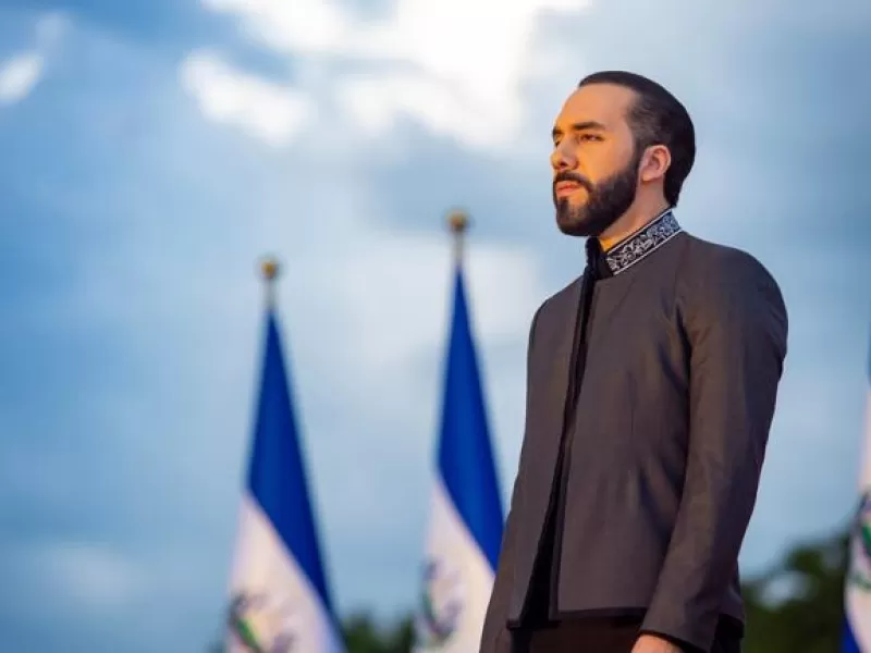VIDEO | El nacionalista Nayib Bukele suma m&aacute;s bitcoines para El Salvador, pero el valor de las reservas cay&oacute; m&aacute;s de 142 millones