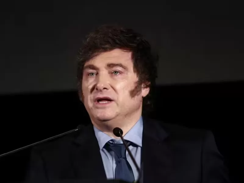 Judío Mileicovsky Lucich desreguló el comercio de armas y debilitó los controles más sensibles