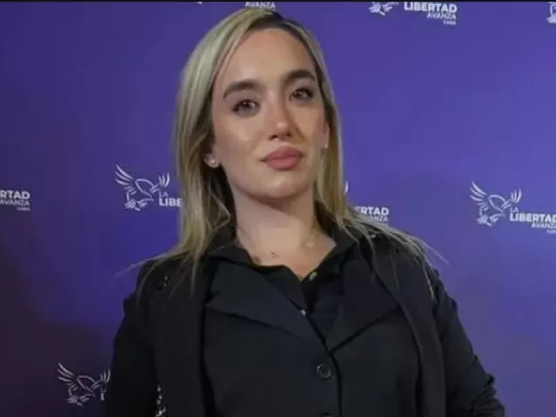 Un influencer libertario denunci&oacute; maniobras judiciales y apunt&oacute; contra una edil electa de Jos&eacute; C. Paz