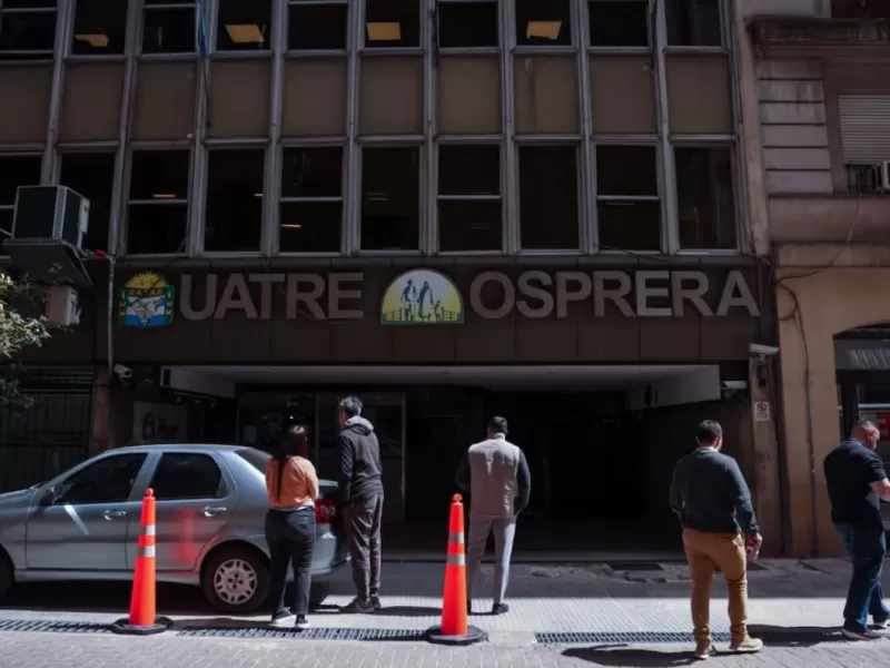 OSPRERA recorta personal mientras sostiene asesores con salarios de hasta 6,5 millones de pesos