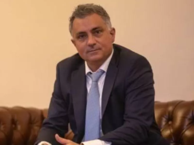 General Rodr&iacute;guez vuelve al centro de las denuncias por una supuesta maniobra para beneficiar a Securitas en el Sommer