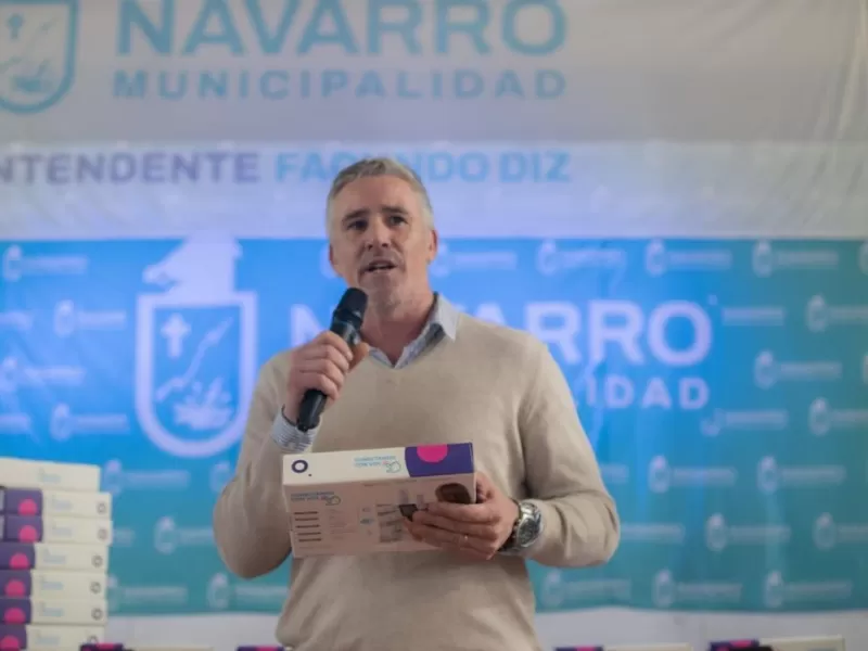 Escándalo en Navarro: el municipio habría recibido 800 millones de pesos y no rindió