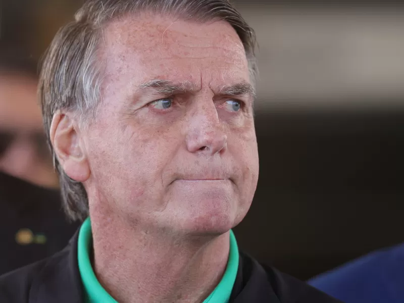 El nacionalista Jair Bolsonaro denuncia "lawfare" en su defensa ante la Suprema Corte de Brasil