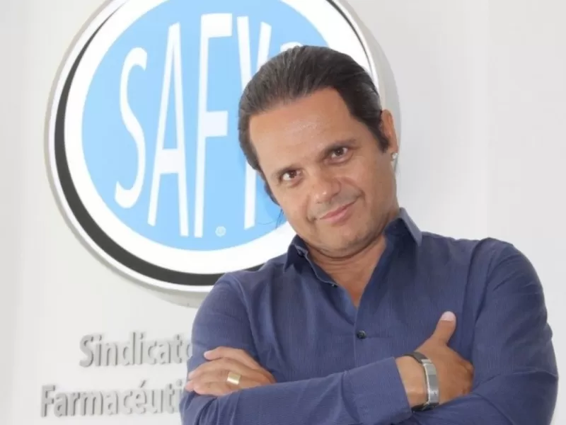 Tras el caso del anestesista, Peretta exige explicaciones por el descontrol en drogas hospitalarias