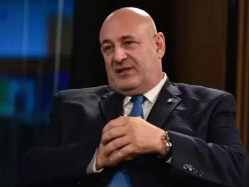 Santiago Cúneo cargó contra Fuerza Patria y acusó a Grabois y Taiana de “restar millones de votos”