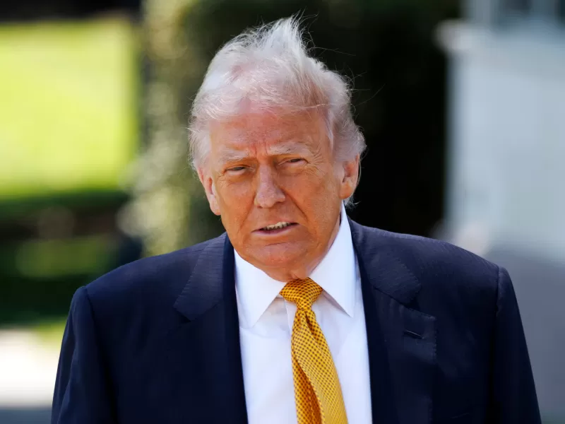 El nacionalista Donald Trump ampli&oacute; el cupo de refugiados para recibir a m&aacute;s sudafricanos blancos