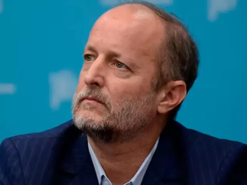 La influencia de Mart&iacute;n Insaurralde persiste entre funcionarios, organismos clave y dirigentes del oficialismo
