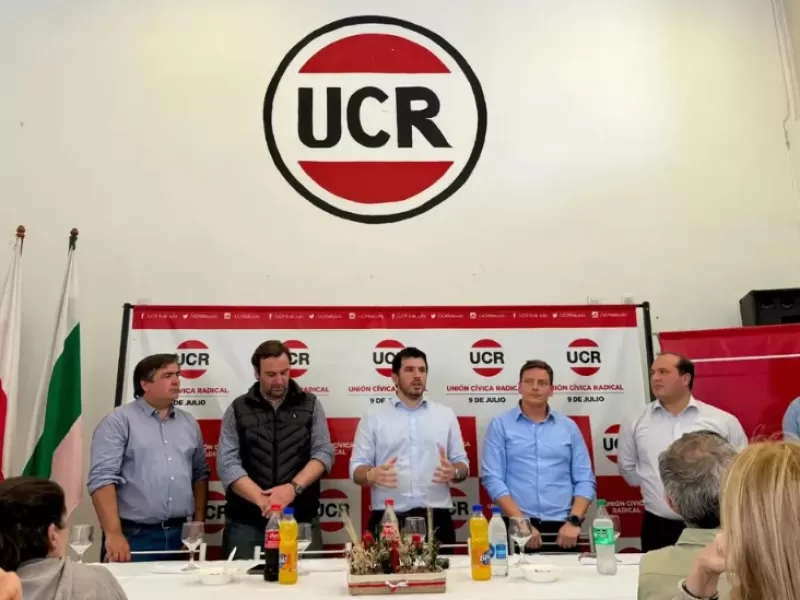 Candidatos propios para todos, alianzas para algunos: la UCR llega dividida a la discusi&oacute;n por 2027