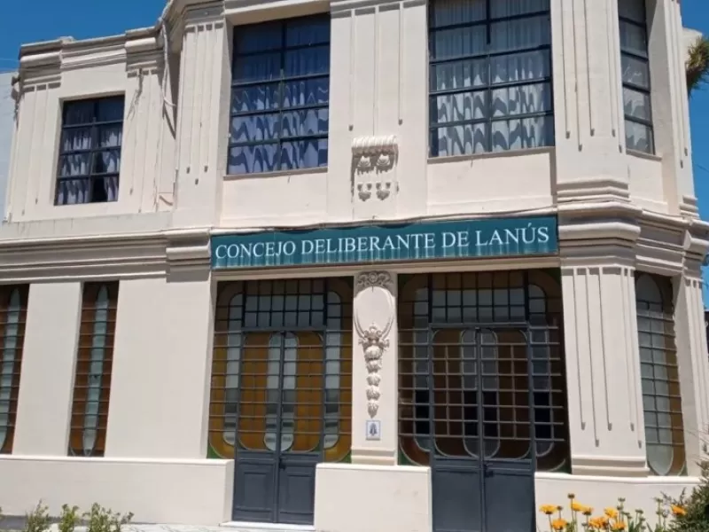 Parque Central Las Colonias en Lan&uacute;s fue aprobado sin referencias sustantivas a la ley nacional