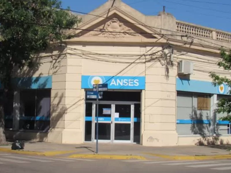 La Libertad Avanza aparece junto a ANSES en una convocatoria oficial y abre pol&eacute;mica en 9 de Julio