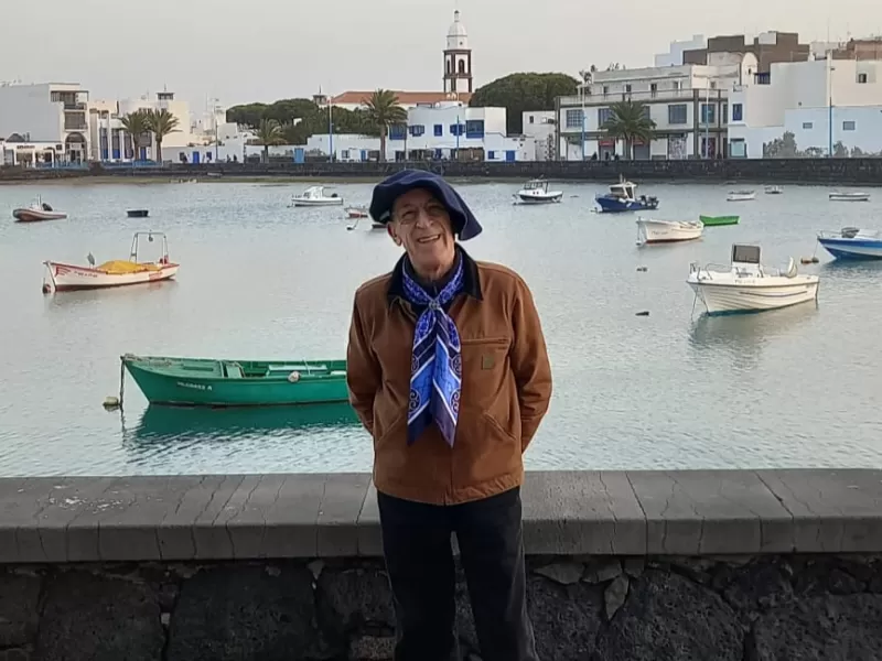 El cantante Jhosemaria De Niro habla de su residencia en Canarias, sus grabaciones en Italia y su visi&oacute;n del presente